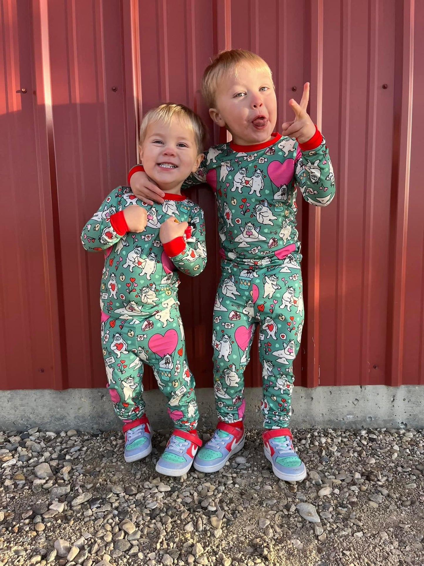 Yeti For Love 2 Piece Set