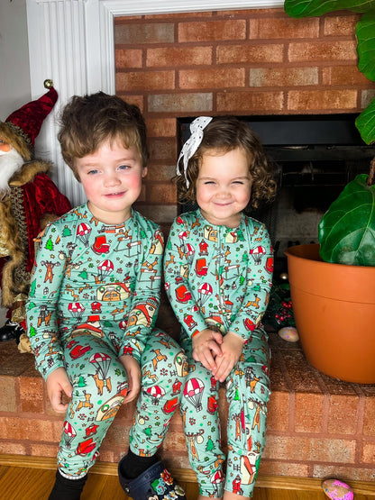 Reindeer Games 2 Piece Set