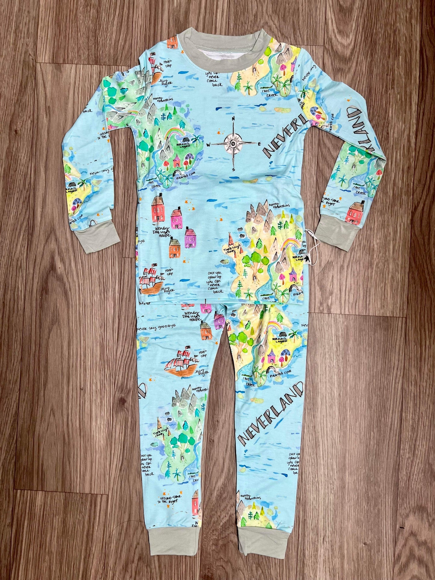 Neverland 2 Piece Set